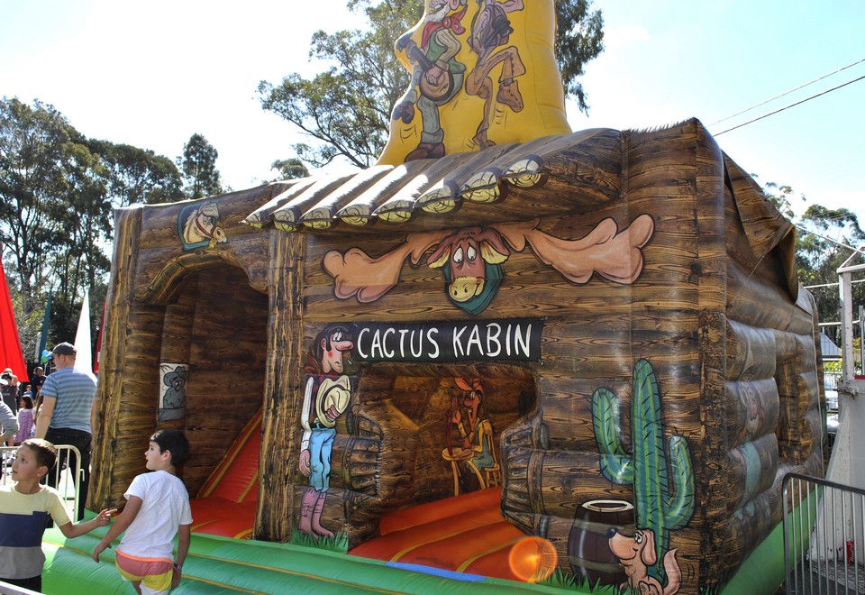 Cactus Kabin Inflatable Ride for Hire - Carnival Rides Sydney